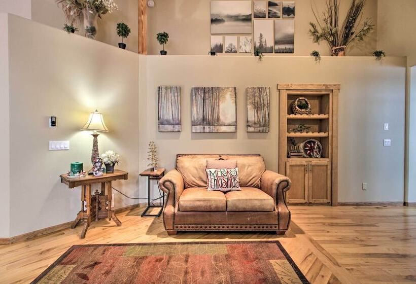 Spacious & Secluded Home By Pokegama Lake!