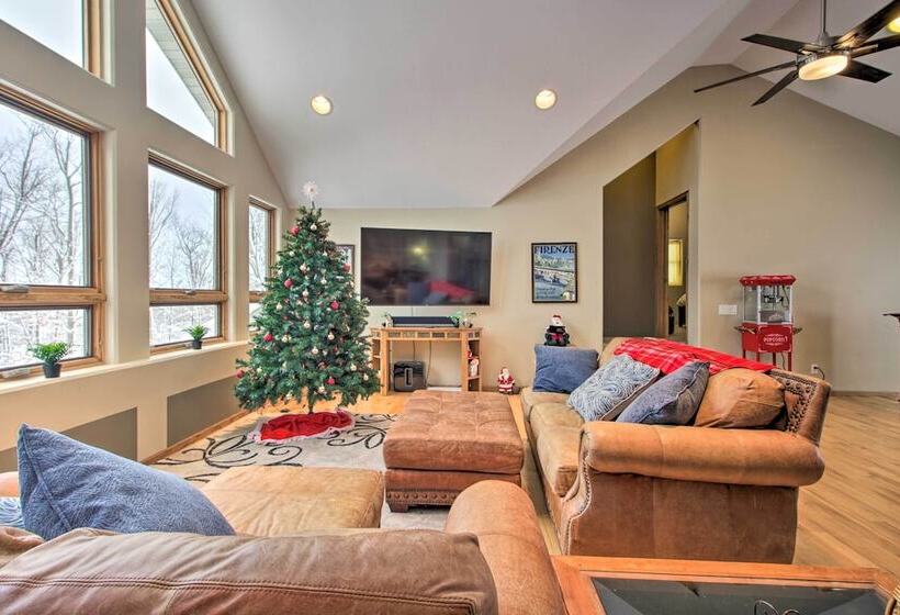 Spacious & Secluded Home By Pokegama Lake!