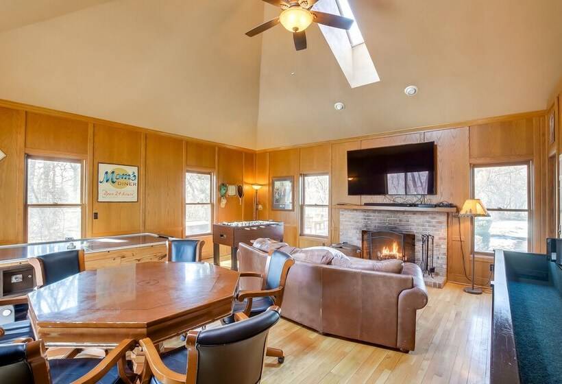 Spacious & Secluded Madison Home Near Dtwn!