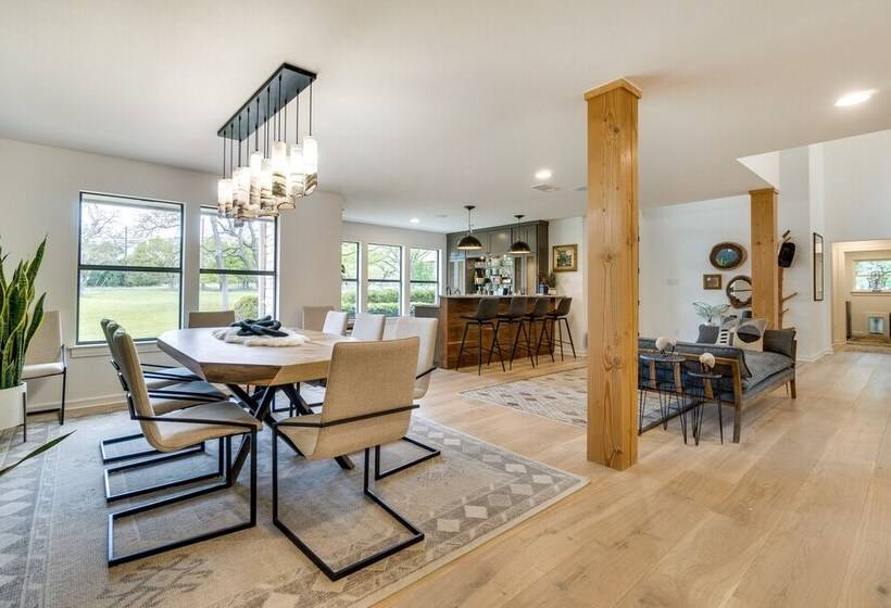 Spacious Texas Abode   Patio, Pool, & Fire Pit
