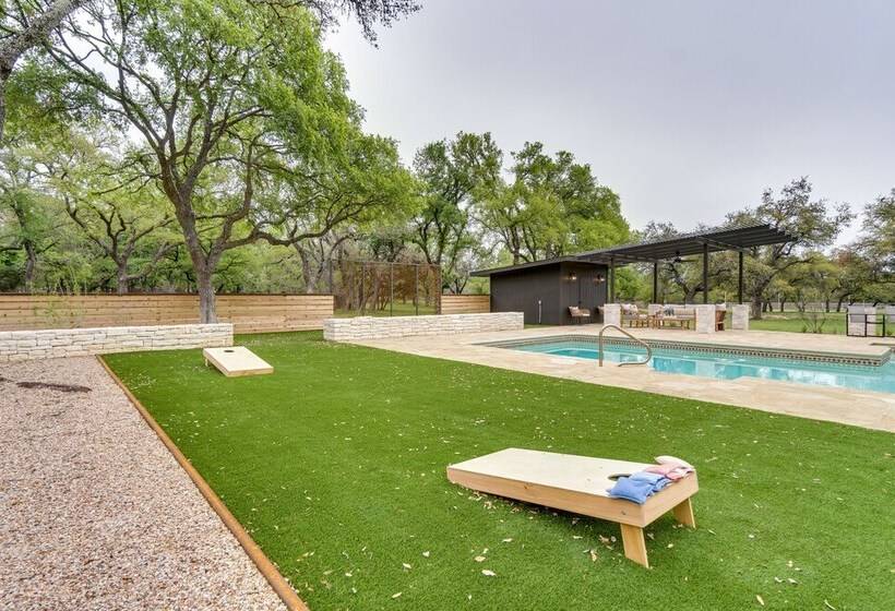 Spacious Texas Abode   Patio, Pool, & Fire Pit