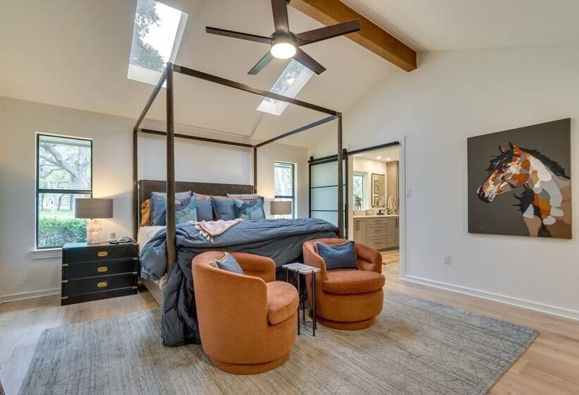 Spacious Texas Abode   Patio, Pool, & Fire Pit