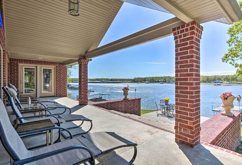 Spectacular Duck Creek Waterfront Retreat W/ Dock!