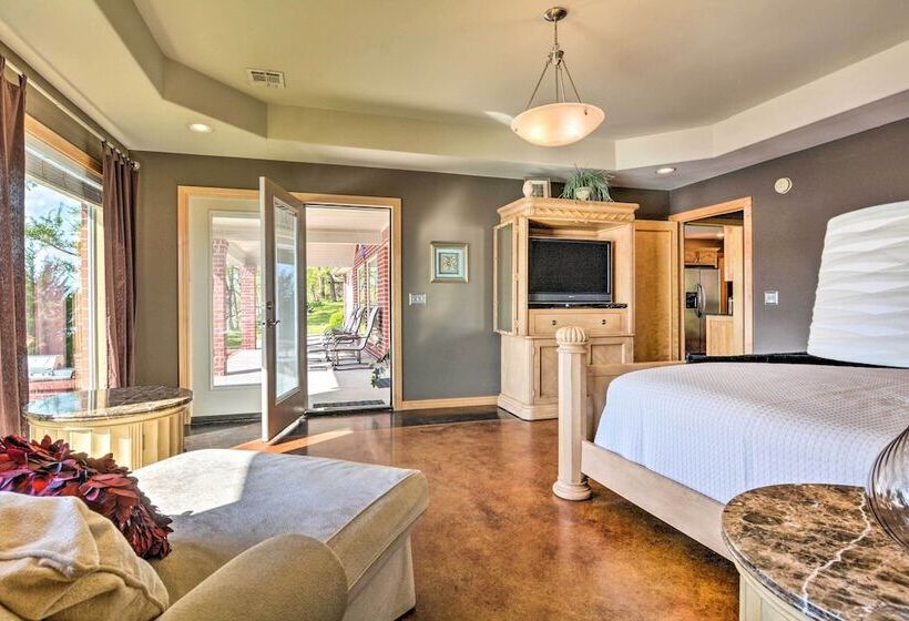 Spectacular Duck Creek Waterfront Retreat W/ Dock!