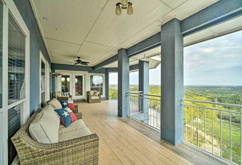 Sprawling Mico Retreat W/ Panoramic Views!