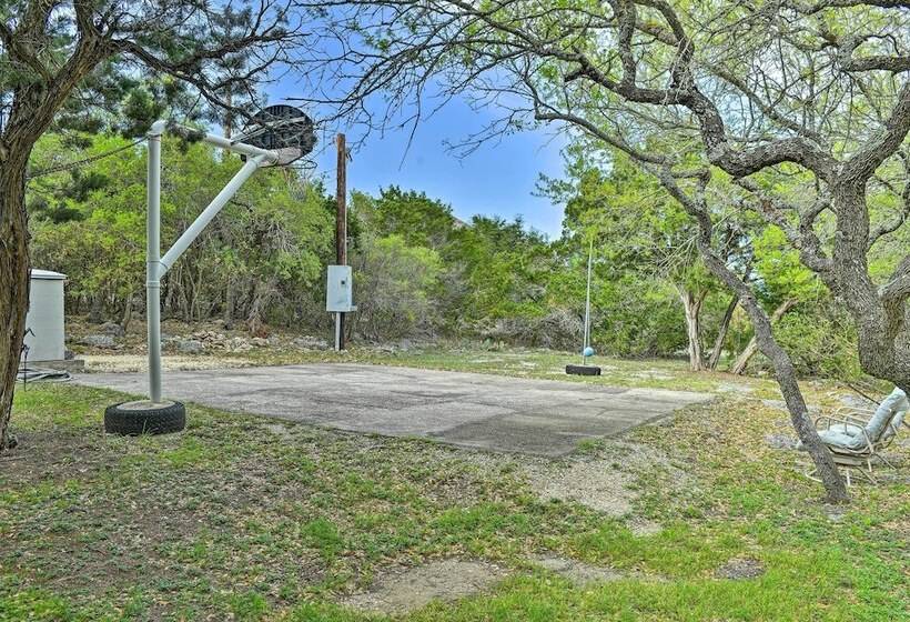 Sprawling Mico Retreat W/ Panoramic Views!