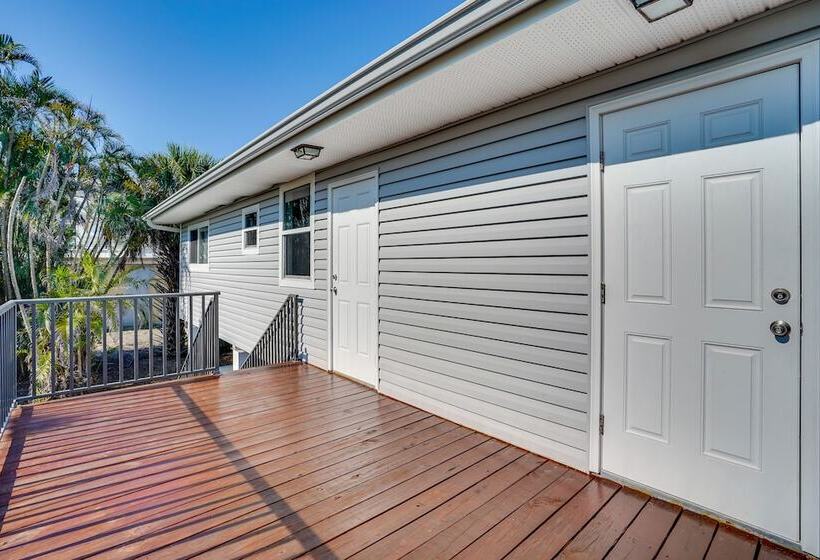 Stunning Bonita Springs Home On The Canal!