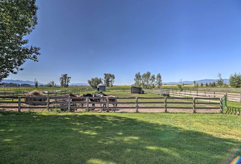 Stunning Kalispell Cottage On 30 Acre Farm!