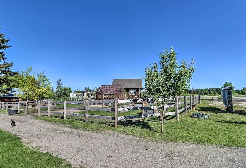 Stunning Kalispell Cottage On 30 Acre Farm!