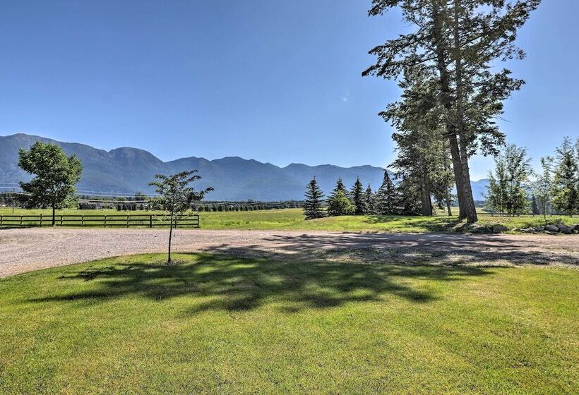 Stunning Kalispell Cottage On 30 Acre Farm!