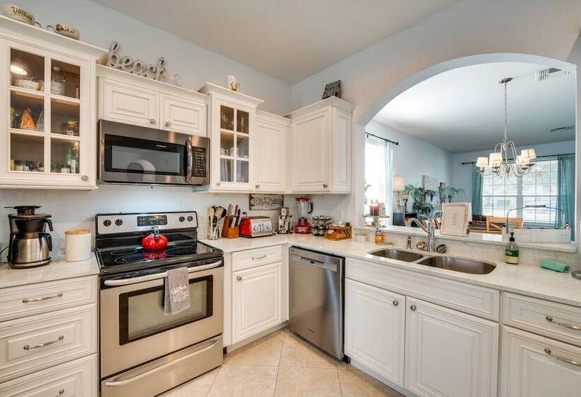 Spacious Home In Gated Resort, 2 Mi To Disney!