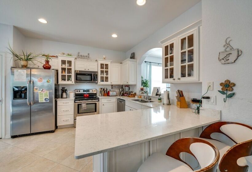 Spacious Home In Gated Resort, 2 Mi To Disney!