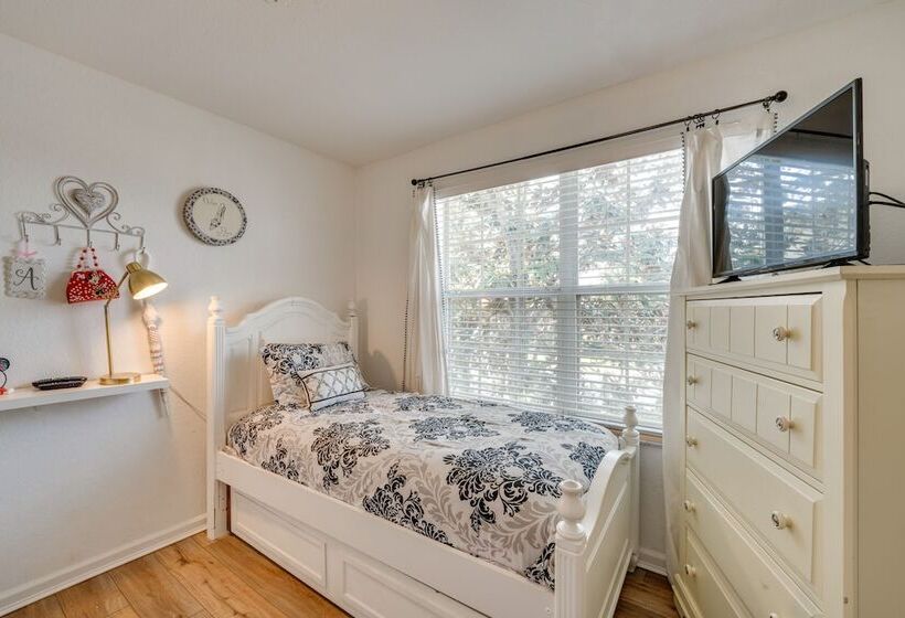 Spacious Home In Gated Resort, 2 Mi To Disney!