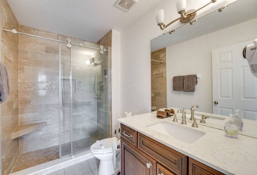 Spacious Home In Gated Resort, 2 Mi To Disney!