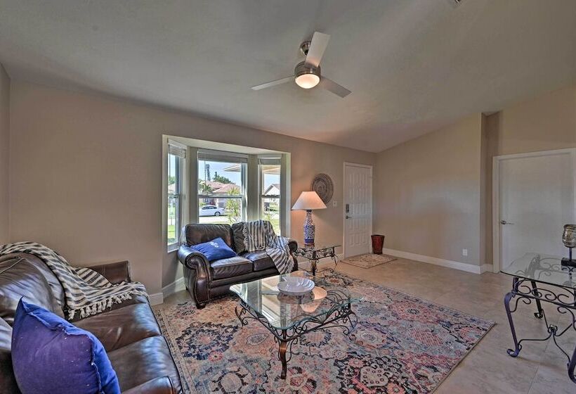 Sunny Marco Island Oasis < 2 Miles To Beach!