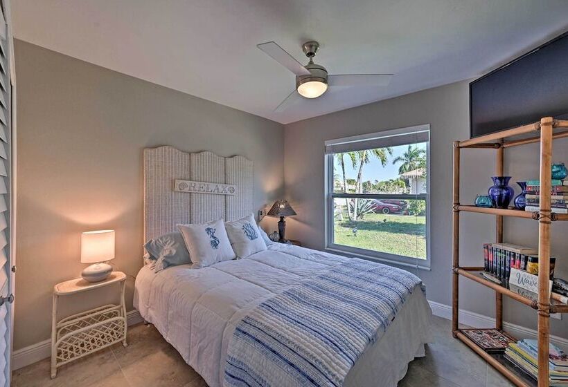 Sunny Marco Island Oasis < 2 Miles To Beach!