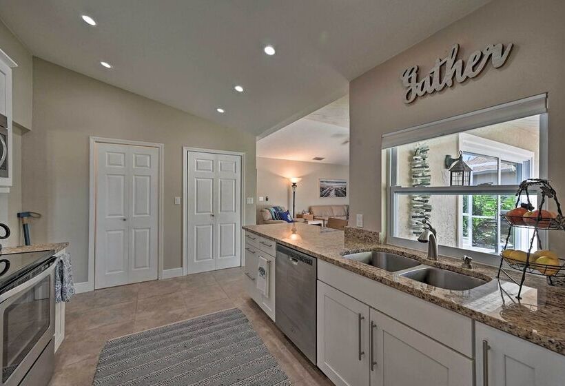 Sunny Marco Island Oasis < 2 Miles To Beach!