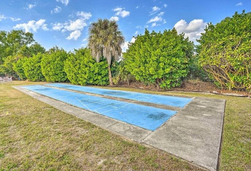 Direct Gulf Access + Lanai: Sunny Naples Home!