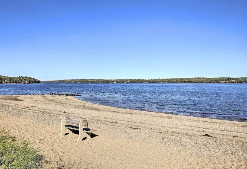 Sunny Stockton Springs Home < 1 Mi To Beach!