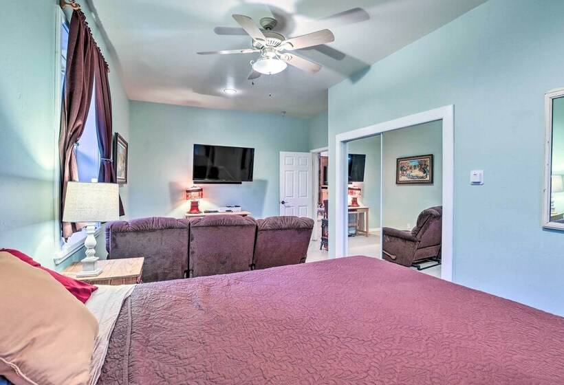 Templeton Ranch W/ Private Hot Tub & Deck!