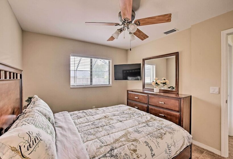 The Pelican Escape W/ Lanai ~3 Mi To Downtown!