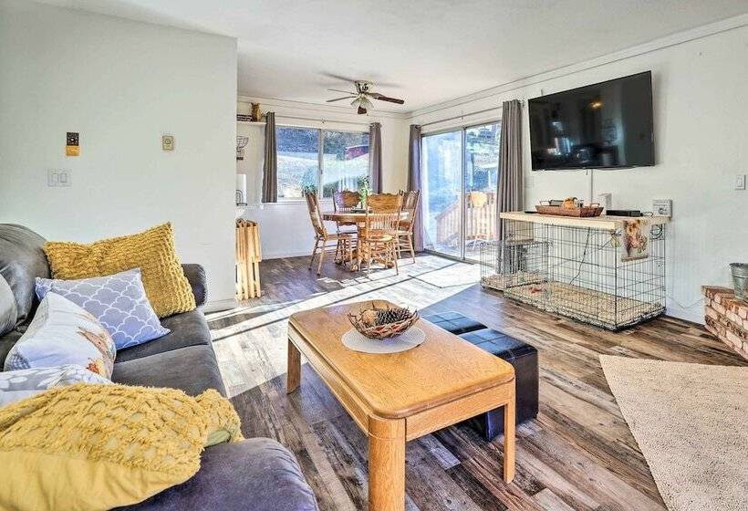 Game Room & Mtn Views: Tuolumne Hideaway!