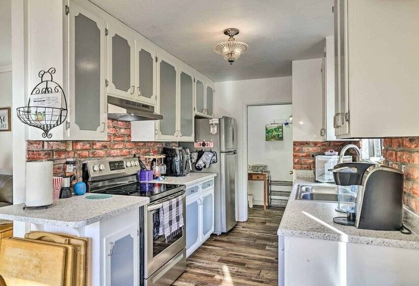 Game Room & Mtn Views: Tuolumne Hideaway!