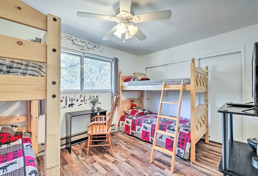 Game Room & Mtn Views: Tuolumne Hideaway!