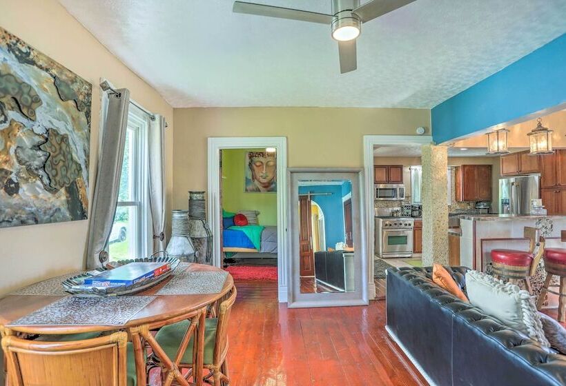 Unique Sandusky Home ~ 2 Blocks To Downtown!