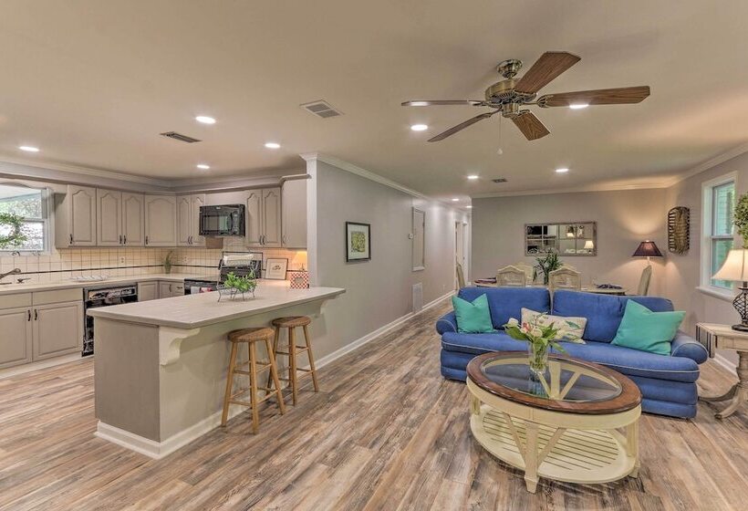 1 Mi To Old Town Bluffton: Home W/ Screened Porch