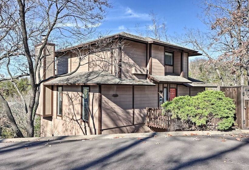 Lake View Margaritaville Retreat W/ Screened Porch
