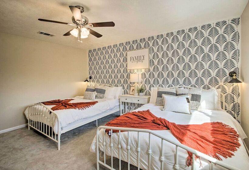 Updated Richmond Escape W/ Pool + Guest House