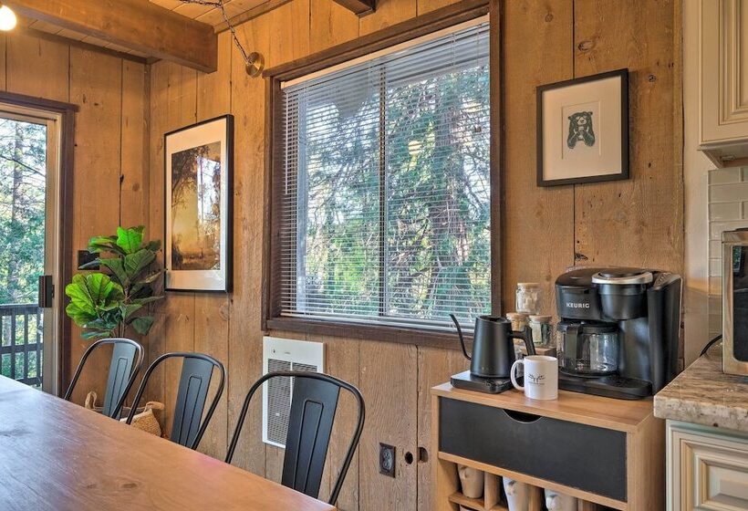 Near Trails: Cabin W/ 2 Level Deck In Twain Harte