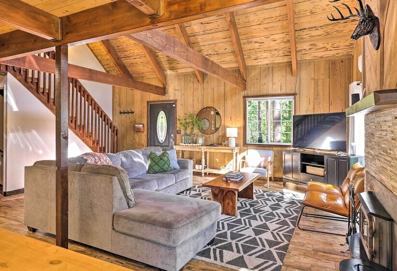 Near Trails: Cabin W/ 2 Level Deck In Twain Harte