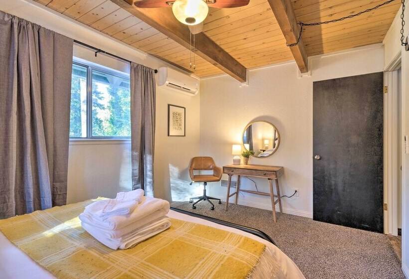 Near Trails: Cabin W/ 2 Level Deck In Twain Harte