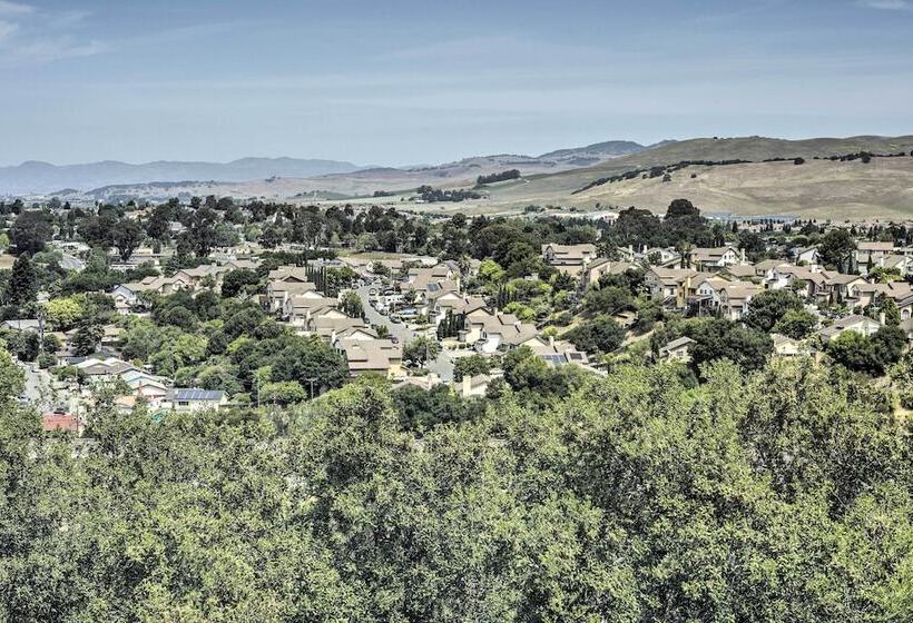 Vallejo Home W/spacious Deck, Hot Tub & Views