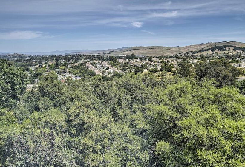 Vallejo Home W/spacious Deck, Hot Tub & Views