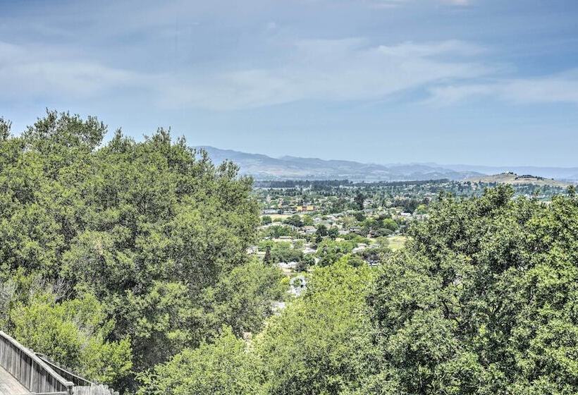Vallejo Home W/spacious Deck, Hot Tub & Views
