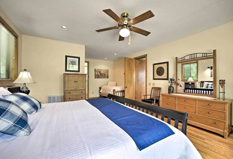 Vibrant Bryson City Home W/ Mtn Views & Deck!