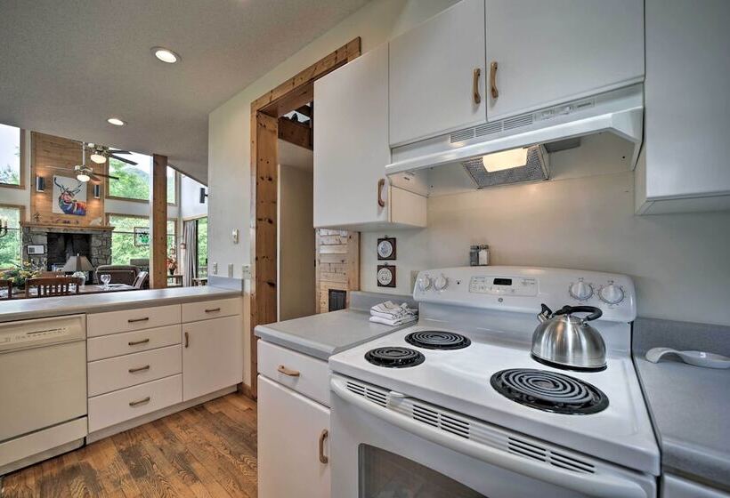 Vibrant Bryson City Home W/ Mtn Views & Deck!