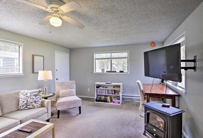 Waterfront Anderson Island Home W/kayaks