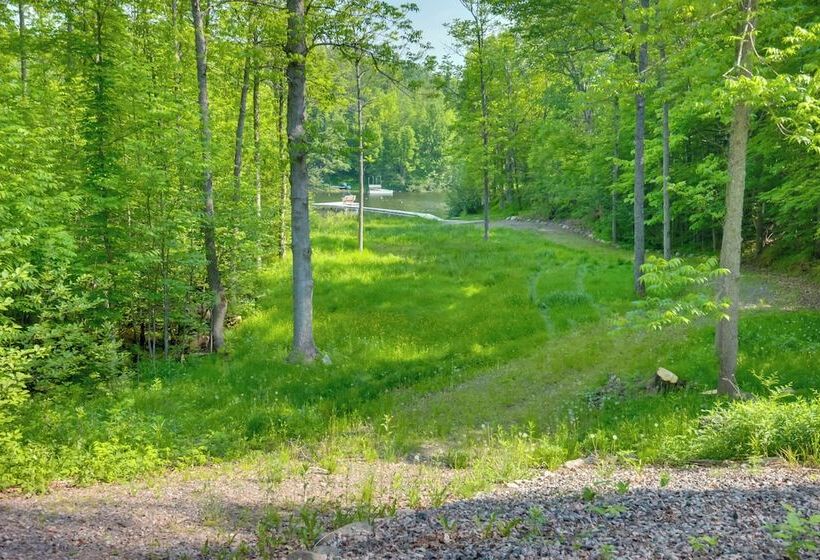Waterfront Cottage W/ Dock On Papoose Lake!