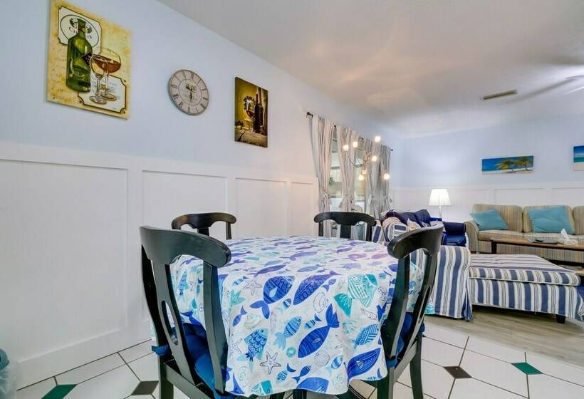 Waterfront Crystal River Hideaway W/ Canal Access!