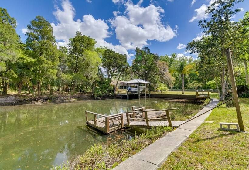 Waterfront Crystal River Hideaway W/ Canal Access!