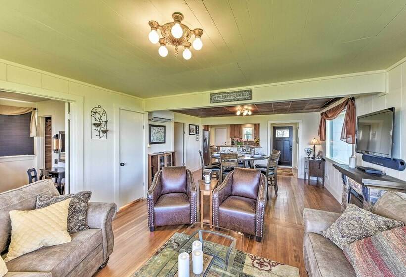 Waterfront Home ~ 6 Mi To Olympic National Park!