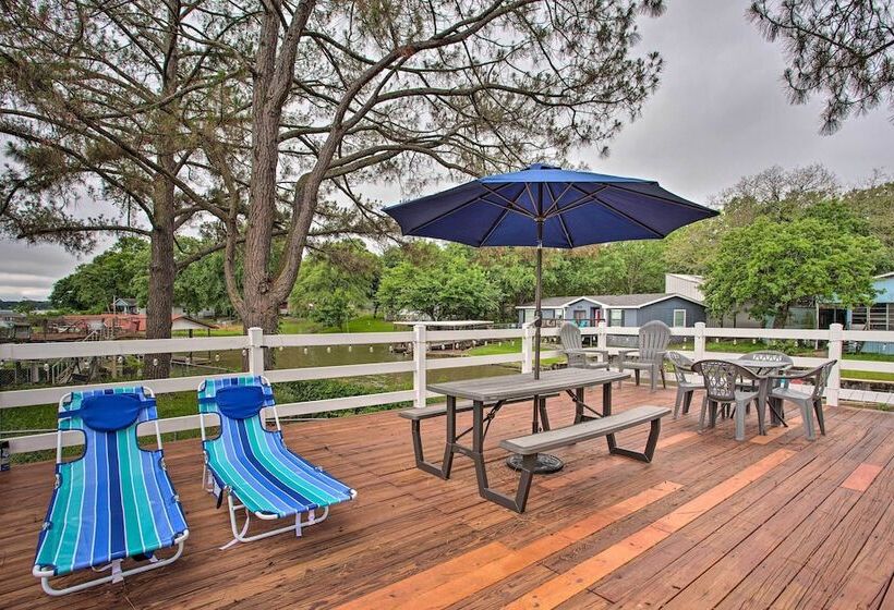 Cedar Creek Reservoir Home W/ Private Boat Launch!