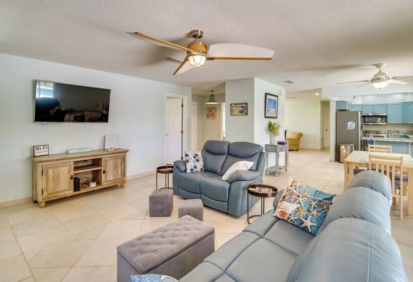 Waterfront Merritt Island Vacation Rental W/ Pool!