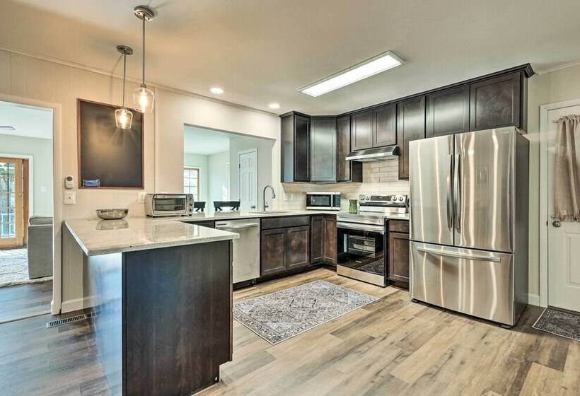 Waterfront Retreat < 4 Mi To Dtwn Cambridge!