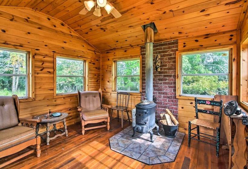 Wilderness Acres Retreat On Bear Lake!