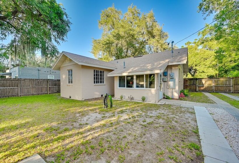 Winter Haven Abode Near Lakes & Attractions